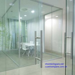 Mẫu Cửa Kính Cường Lực Đẹp Cùng Phụ Kiện Khóa Cao Cấp