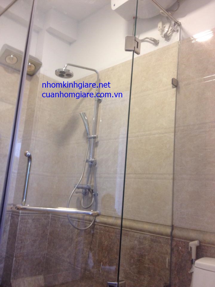 Thi công phòng tắm bằng kính cường lực đẹp giá rẻ tai tphcm