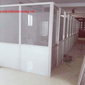 Vách Ngăn Nhôm Kính TPHCM Mẫu Cho Phòng Ngủ Thiết Kế Đẹp