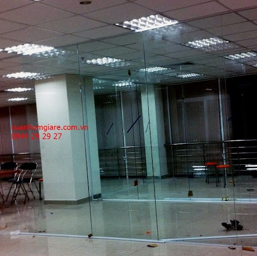 Phần kính vách ngăn nhôm kính tại Tiến Cường đa dạng