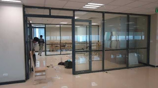 Mẫu vách ngăn nhôm kính cường lực thường